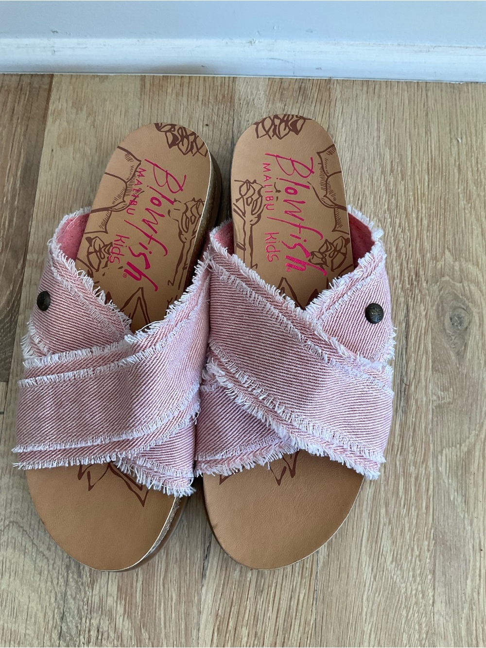 Blowfish Kids Light Pink Frayed Crossband Slide Sandals